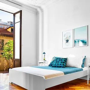 https://5-luxury-homes-in-milan-center.it-lombardy.com